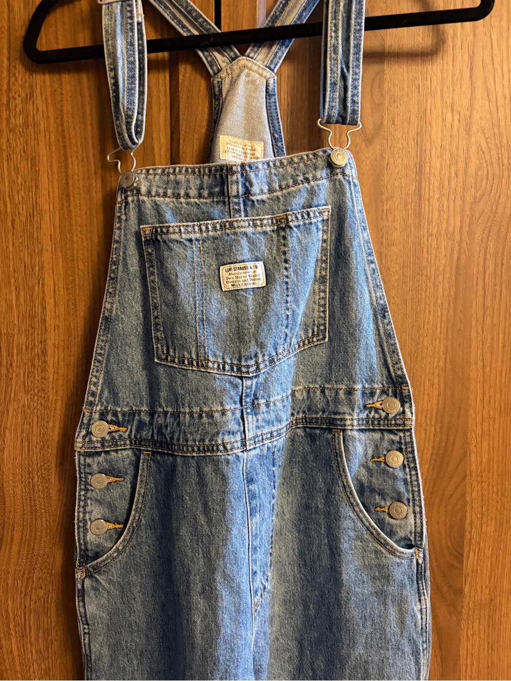Levi's Denim Women's Overalls - Picture 4 of 6